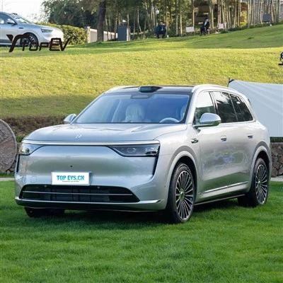 2025 AITO M8 PHEV 6 koltuklu SUV